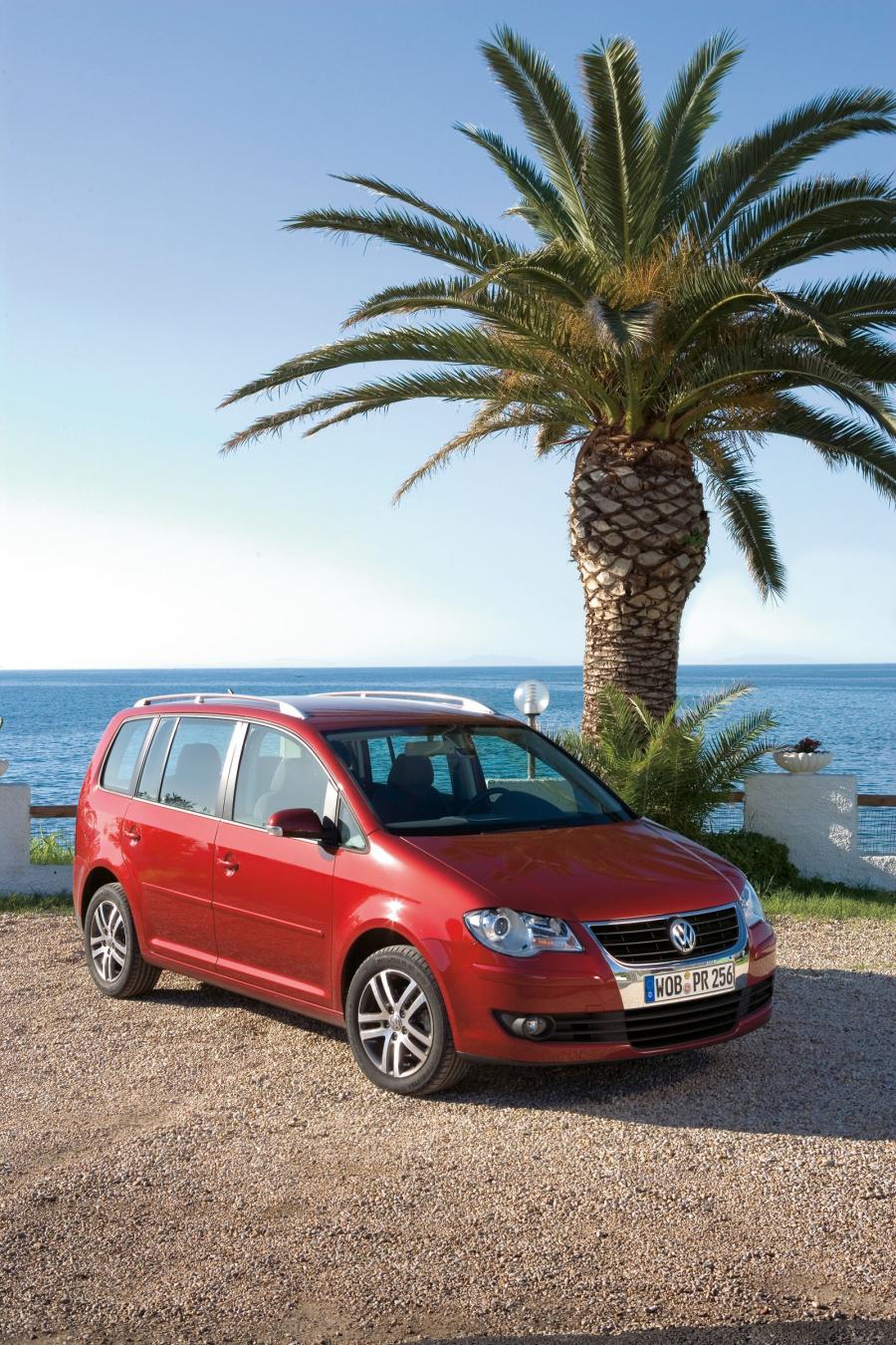  Volkswagen Touran 2007 года  (фото 30 из 74)